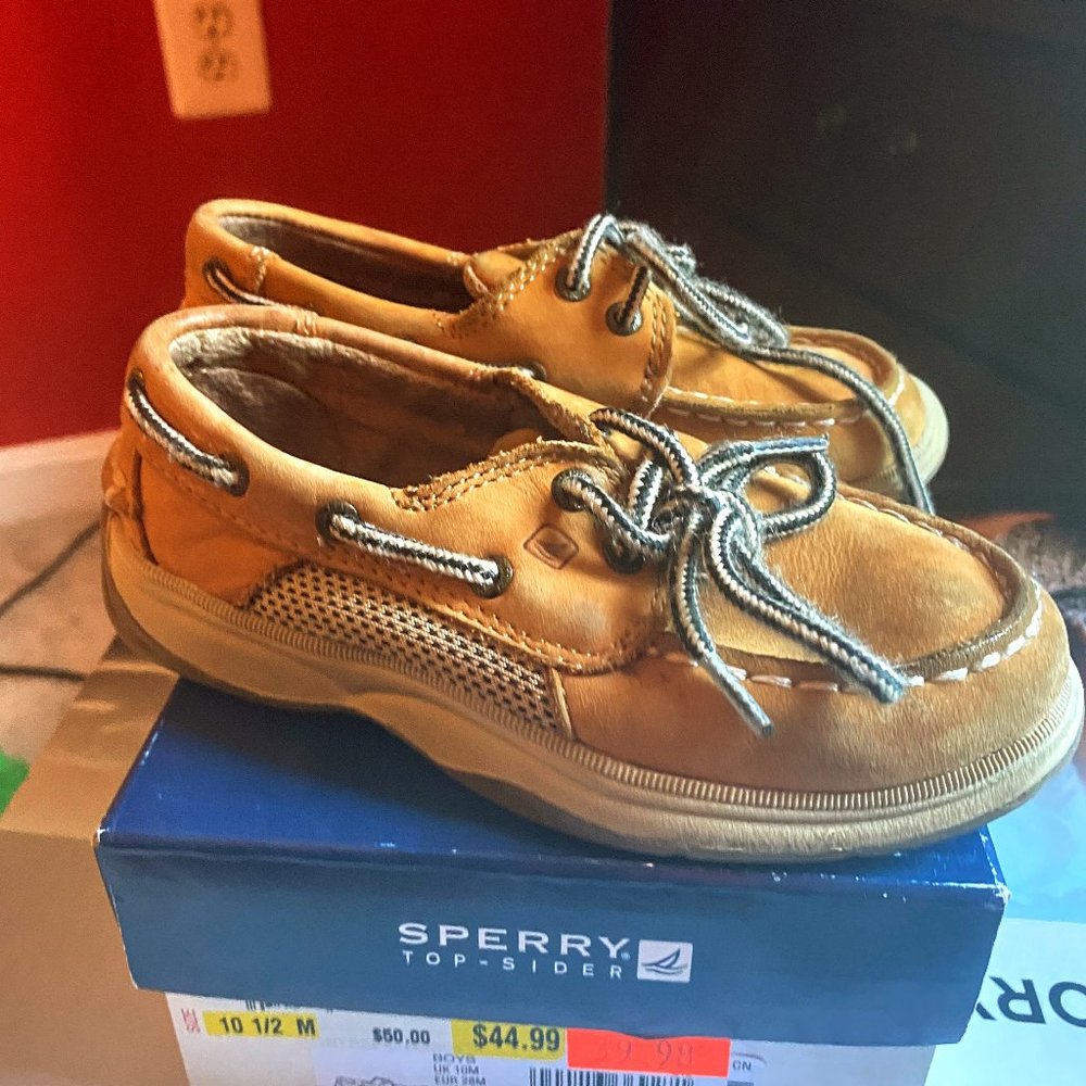 Sperry  boys size 10.5 tan